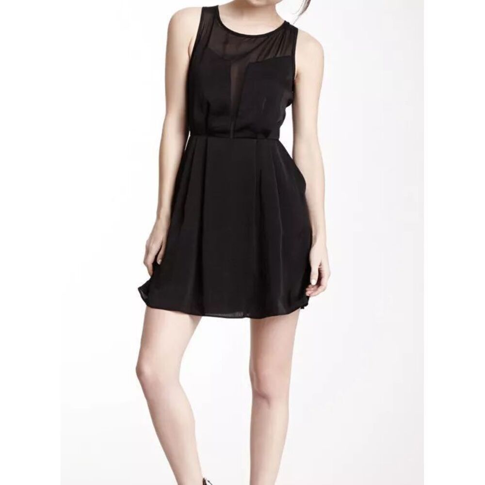 BCBGENERATION Women's Sleeveless Black Sheer‎ Mesh Yoke Pleated Dress Size 6